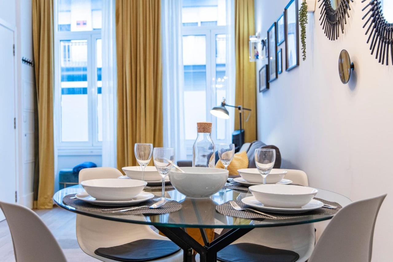 Elegant & Bright Flat By Lovelystay Porto Exterior foto